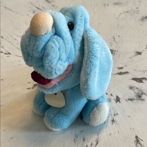 1984 Vintage Blue Wrinkles Dog